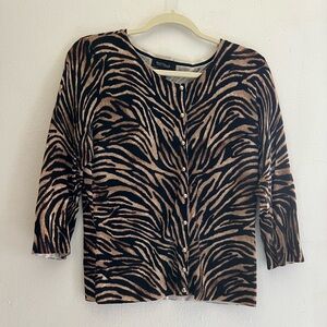 White House Black Market Cardigan Size L